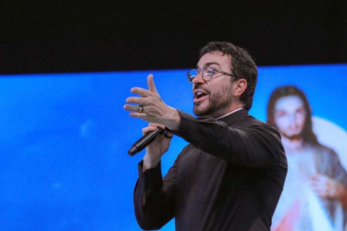 Com padre Fábio de Melo, evento religioso deve reunir mais de 40 mil em Cachoeira Paulista até domingo