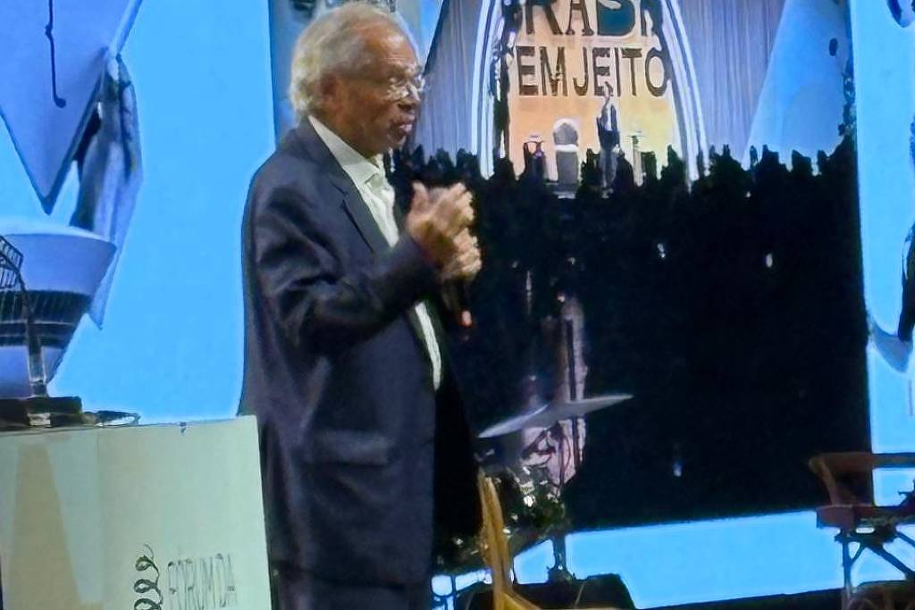 Guedes prevê vitória da oposição e diz que ascensão da direita é o 'espirito do tempo'