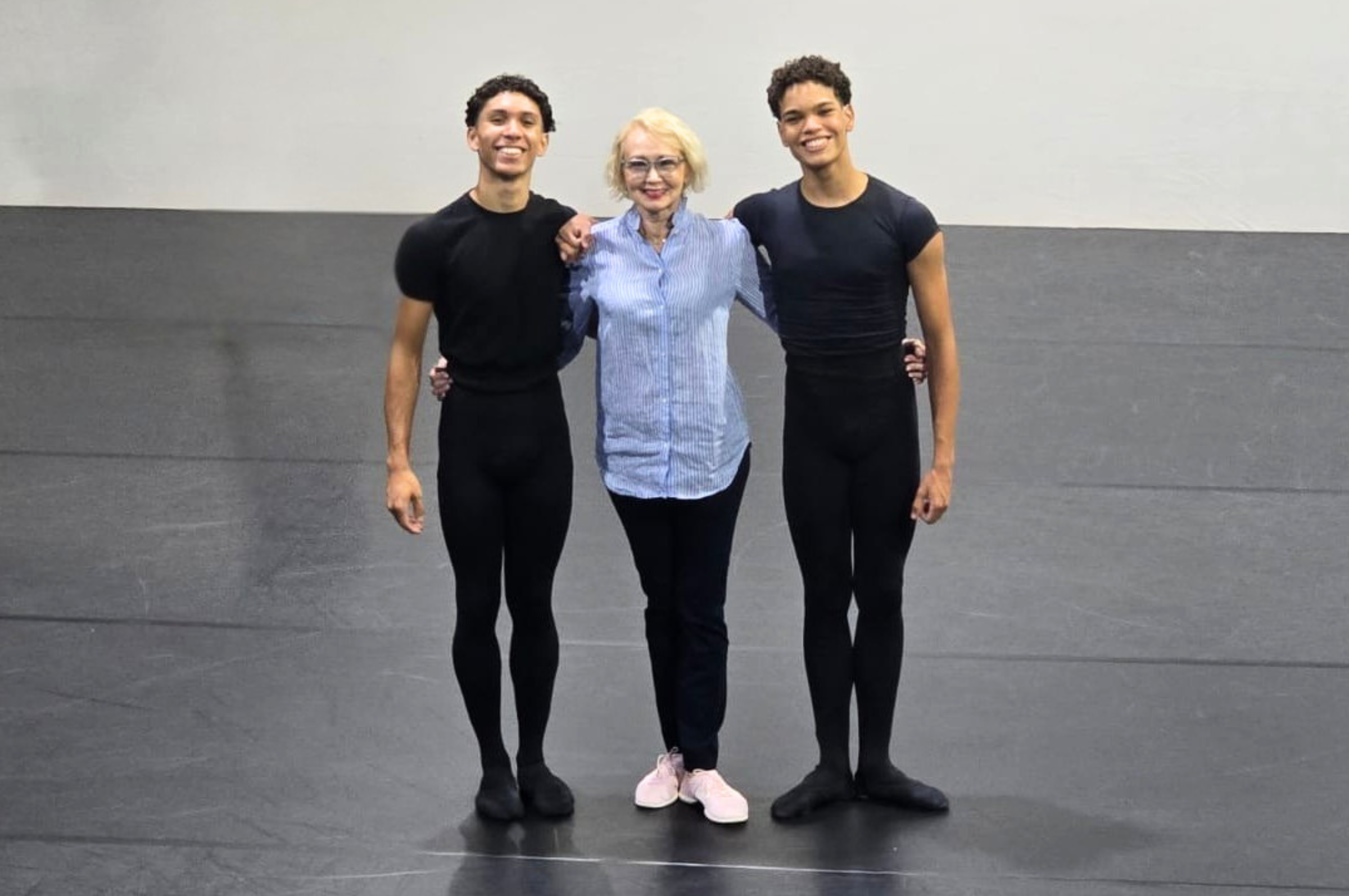 Em Nova York, bailarinos de Caraguatatuba conquistam bolsas para estudo no Canadá