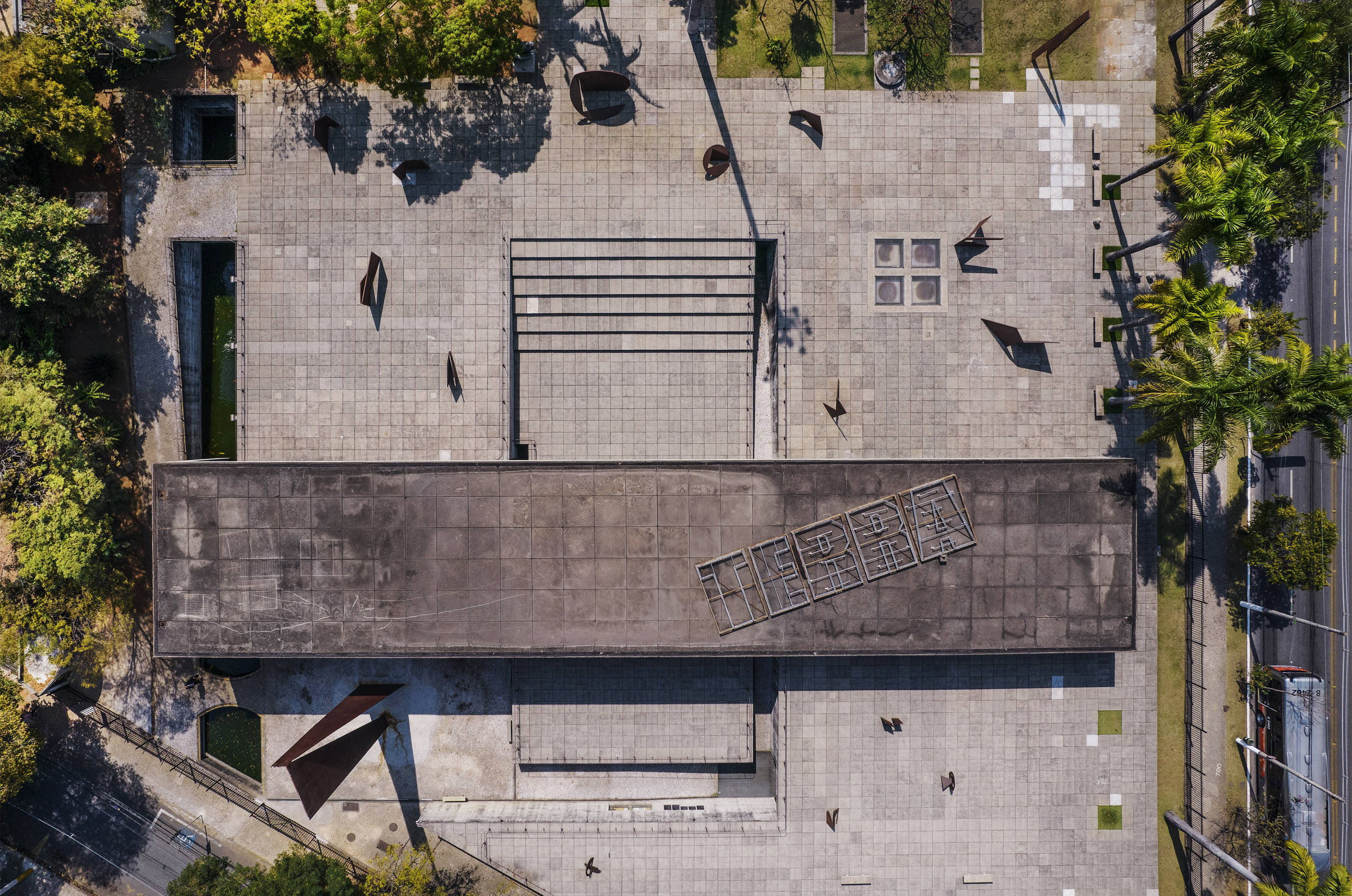 Mostra revê Paulo Mendes da Rocha e sua arquitetura a partir de pautas ambientais