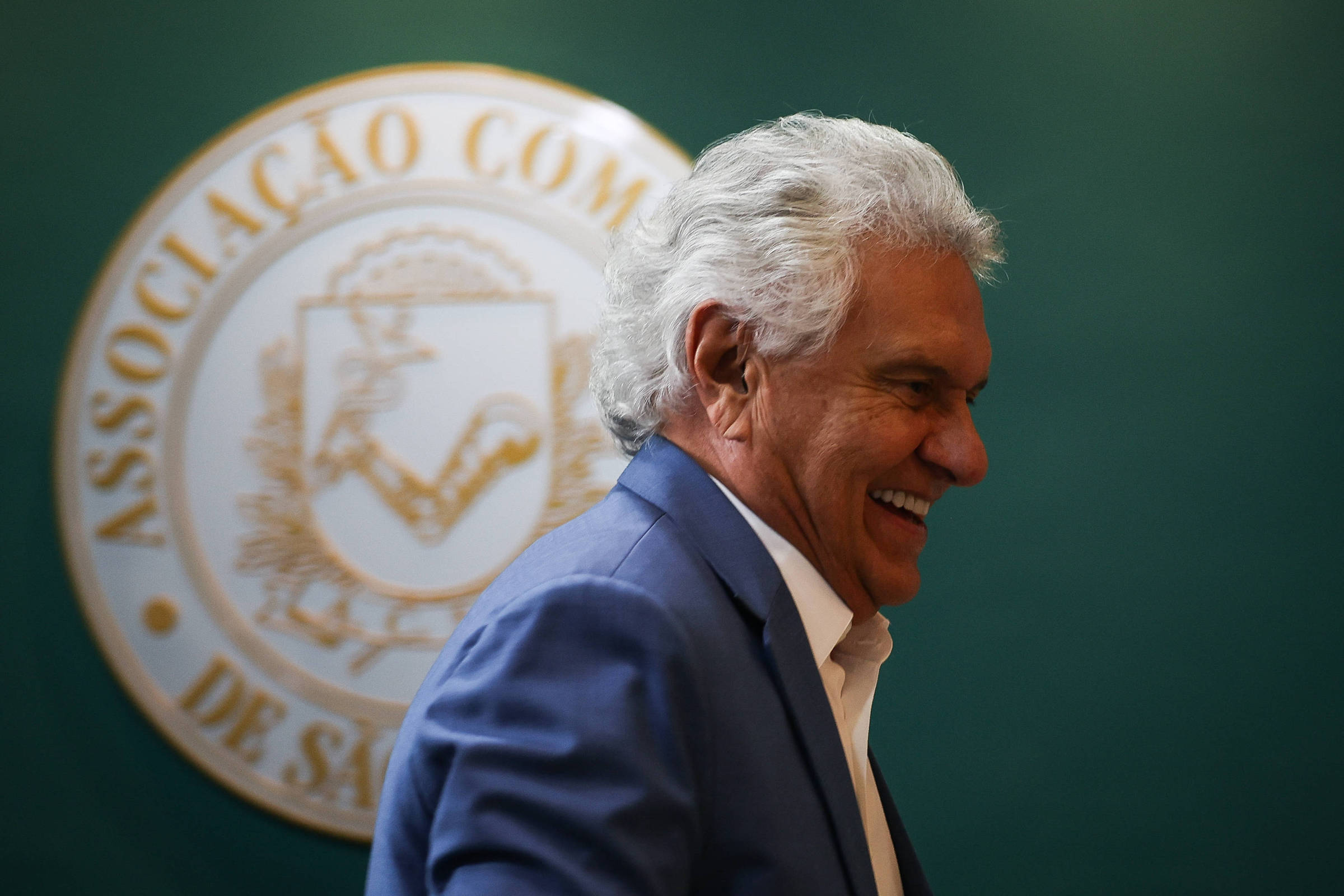 Caiado deixa cargo em Goiás com ao menos 10 parentes no governo