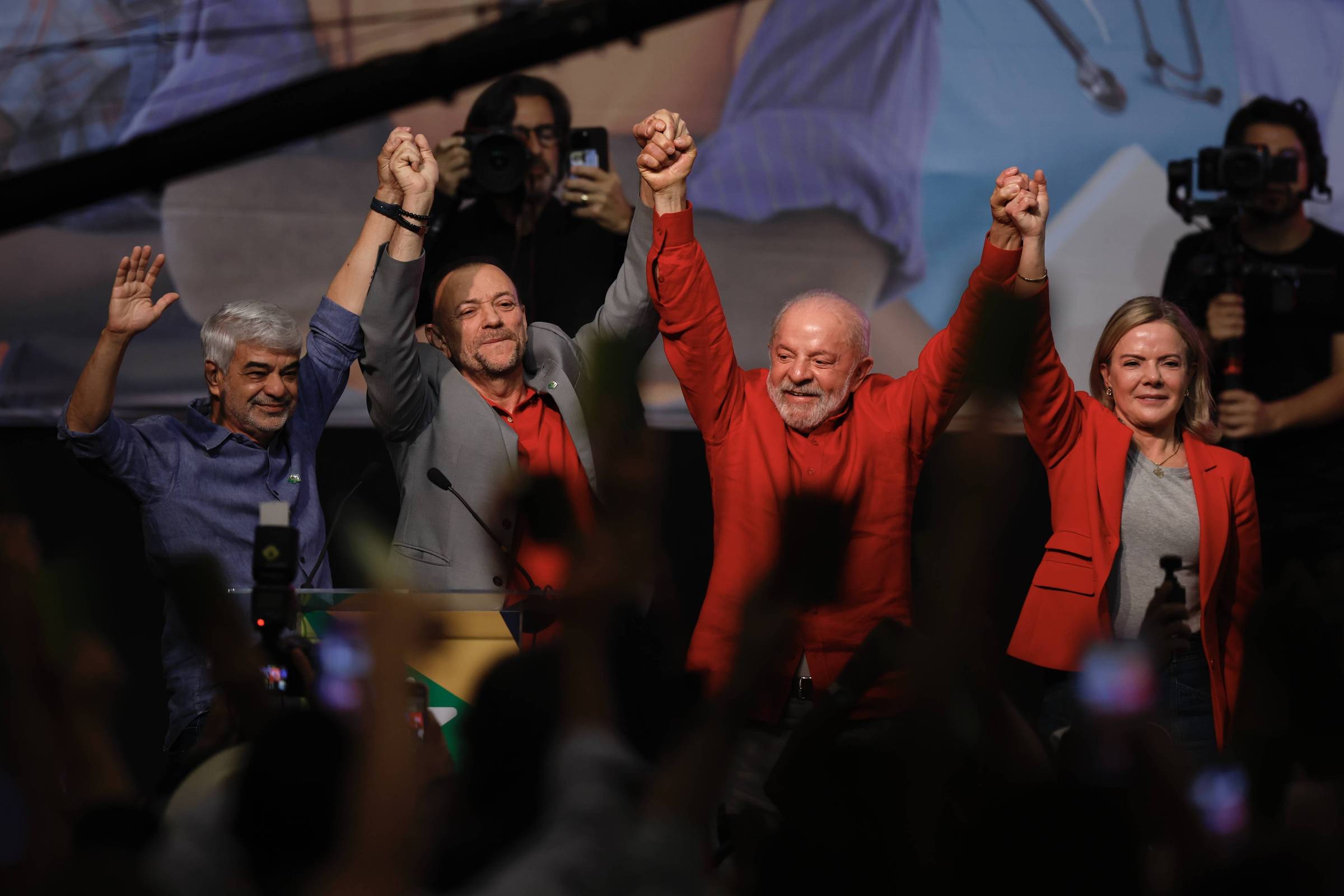 PT defende regra fiscal menos restritiva e reformas no BC