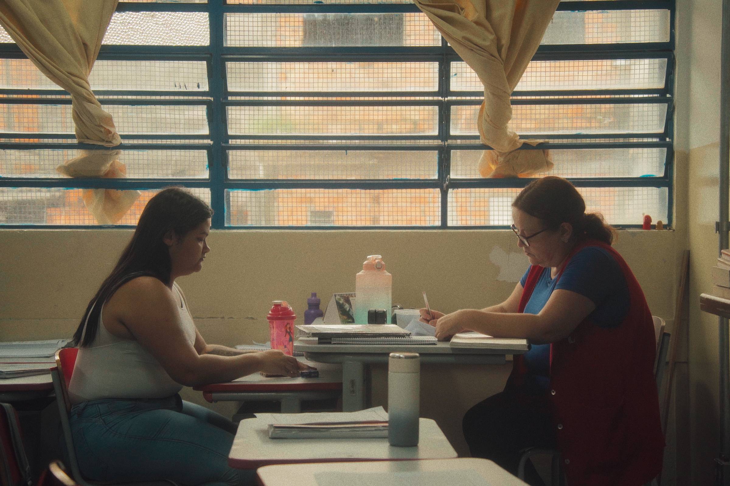 É Tudo Verdade premia filmes sobre paternidade e o trabalho em escola pública