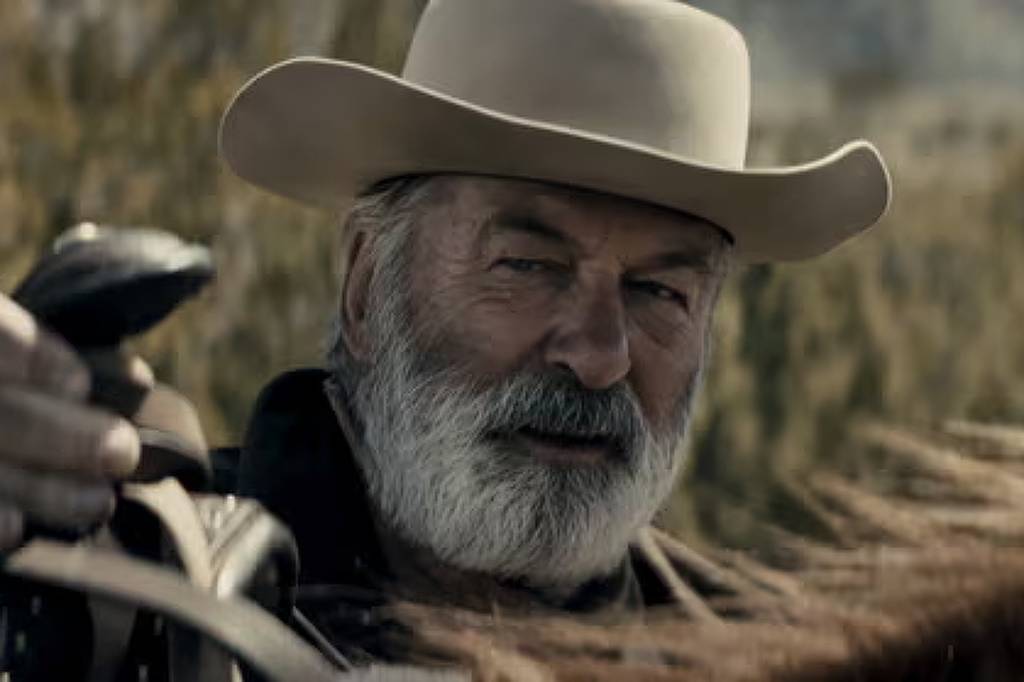 Alec Baldwin irá a tribunal civil por negligência com revólver no set de 'Rust'