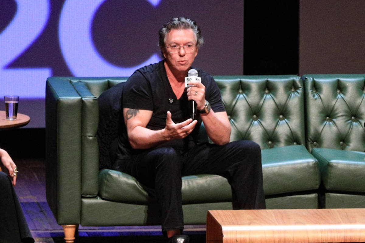 Boninho anuncia 'chá revelação' para lançar reality da Record no dia da final do BBB 26