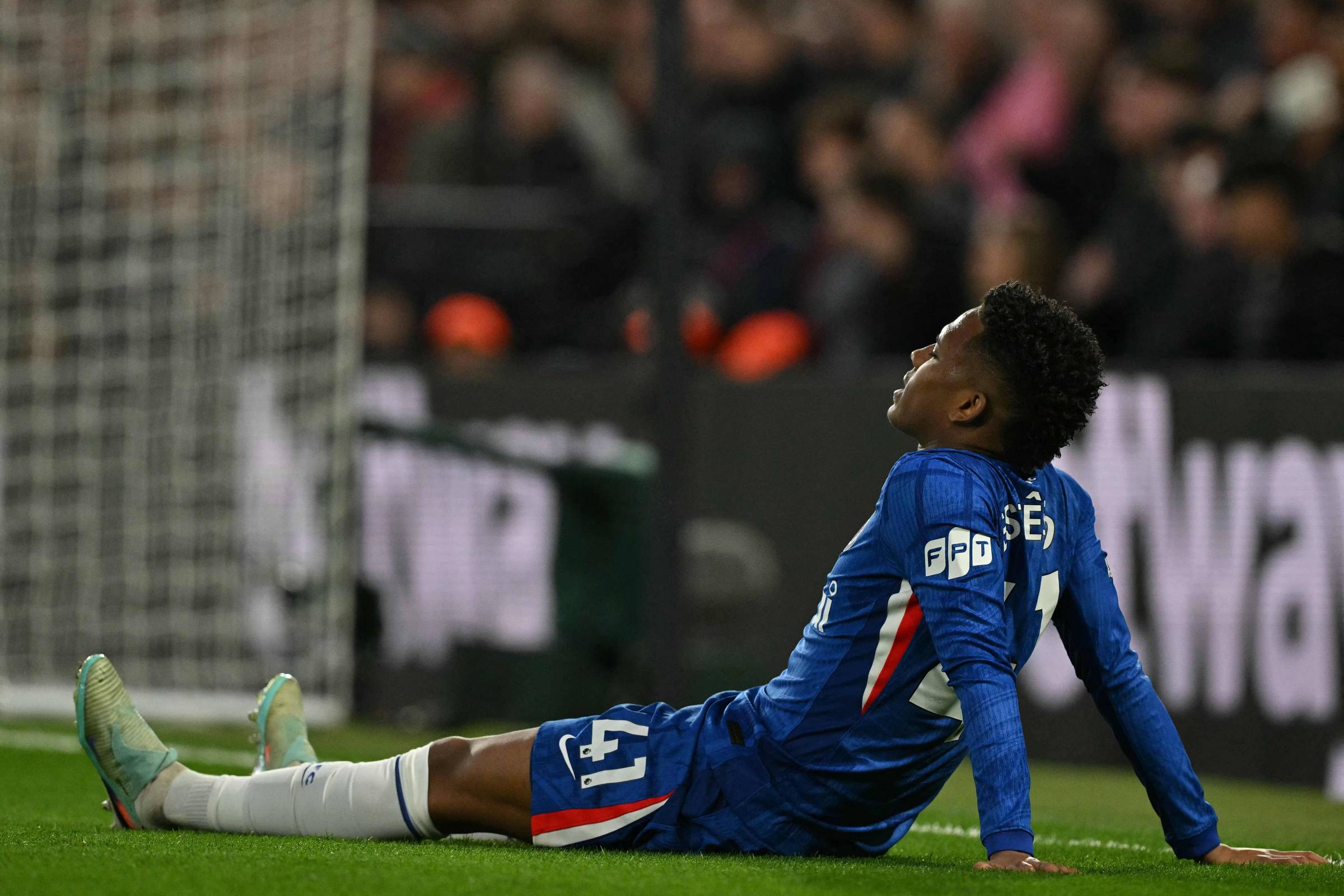 Entenda a lesão muscular de grau quatro, que pode tirar Estêvão da Copa