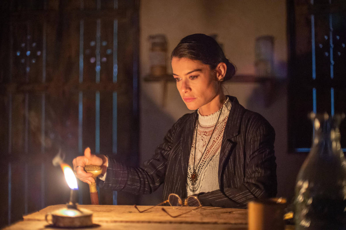 Alinne Moraes destaca força de papel feminista em 'Guerreiros do Sol'