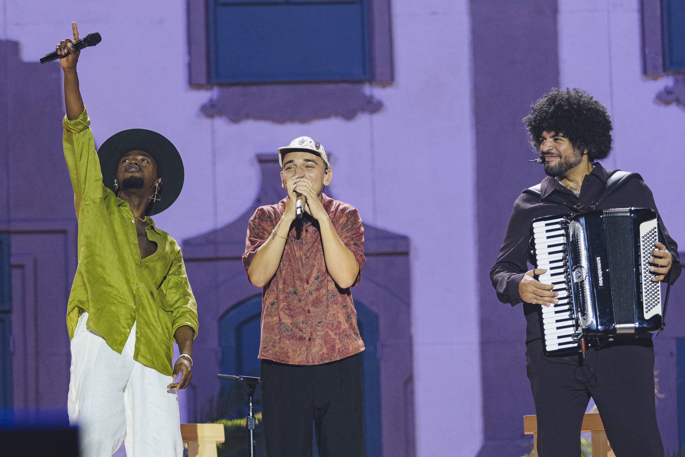 Magnetismo de João Gomes conduz 'Dominguinho' em show de gala com Fagner no Allianz