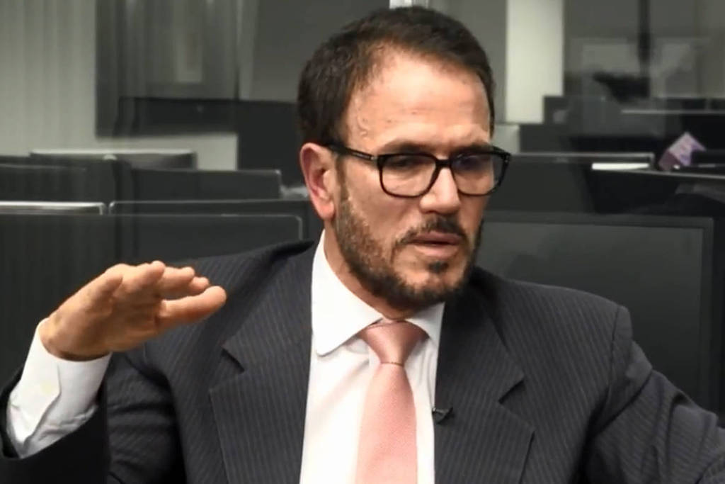 Desafeto de Moro concorre ao Governo do PR com objetivo de 'escrutinar' senador