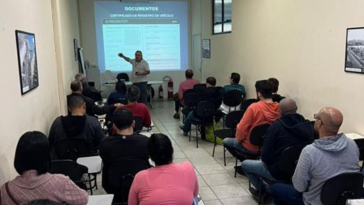 CET-Santos abre inscrições para curso gratuito de motoristas profissionais